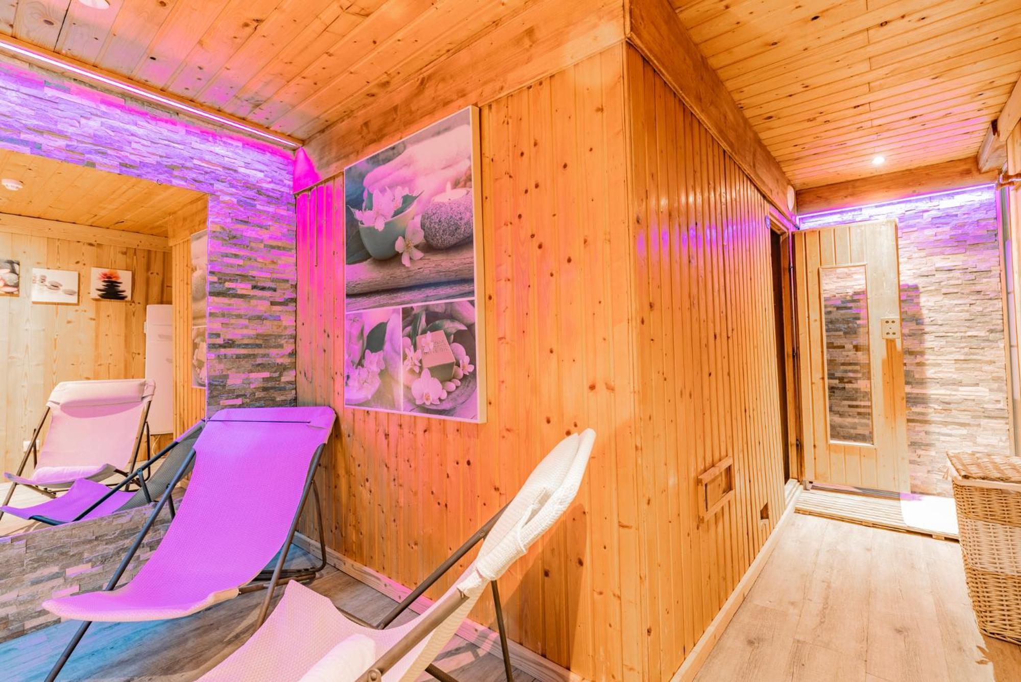 Hotel Les Glières - Champagny-en-vanoise La Plagne